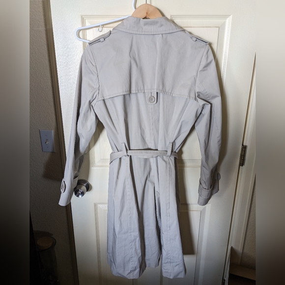 Banana Republic Trench Coat - Large - Picture 3 of 4